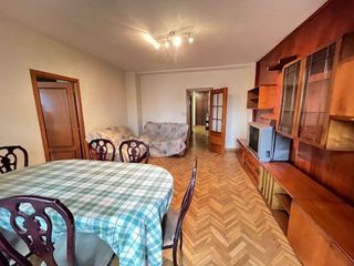 Piso en venta en Huerta del Rey en Valladolid