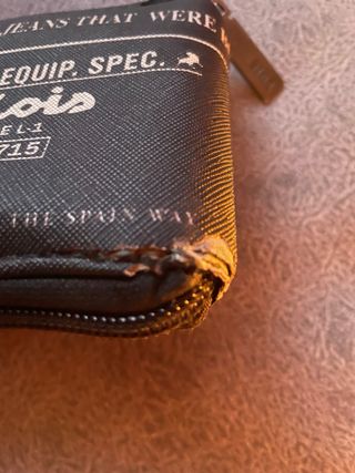 Cartera Lois Road Bulls