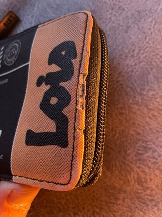 Cartera Lois Road Bulls