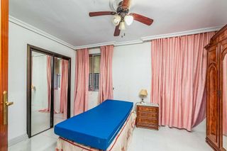 Piso en venta en Parque Alcosa - Jardines del Edén en Sevilla