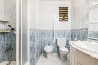Piso en venta en Parque Alcosa - Jardines del Edén en Sevilla