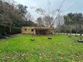 Chalet en alquiler en Brión