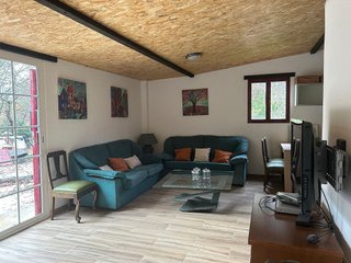 Chalet en alquiler en Brión