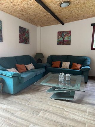 Chalet en alquiler en Brión