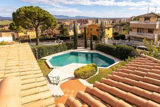 Chalet en venta en Parc Bosc - Castell en Figueres