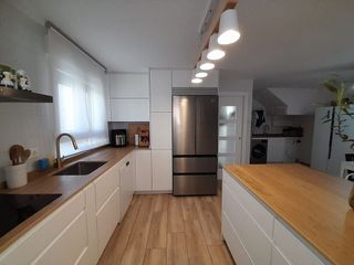 Casa pareada en venta en San Martín de la Vega