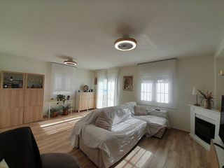 Casa pareada en venta en San Martín de la Vega