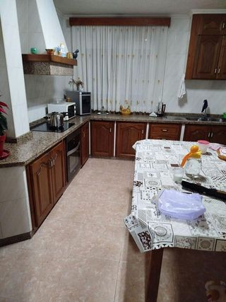 Chalet en venta en La Granja-La Colina-Los Pastores en Algeciras