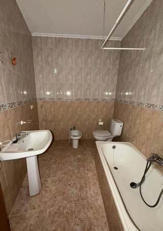 Casa adosada en venta en Úbeda