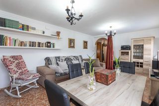 Casa adosada en venta en Ogíjares