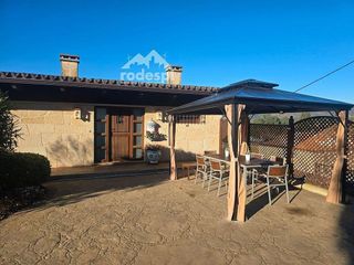Chalet en venta en Cañiza (A)