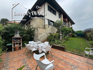 Casa adosada en venta en Castro en Castro Urdiales