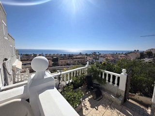 Casa adosada en venta en Bernabéu - Santa Pola Este en Santa Pola