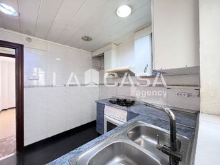 Piso en venta en Artigas - Llefià en Badalona