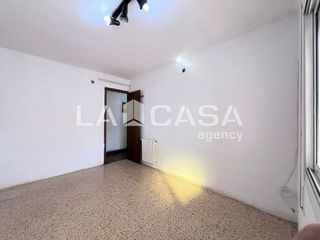 Piso en venta en Artigas - Llefià en Badalona