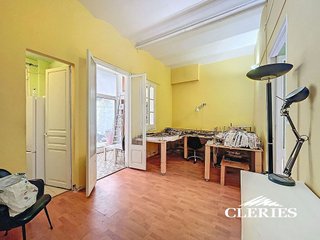 Casa adosada en venta en El Guinardó en Barcelona