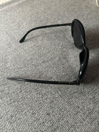 Gafas de sol negras