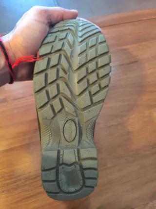 Zapatillas de trabajo Calima negras y naranjas