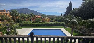 Piso en venta en Los Naranjos - Las Brisas en Marbella