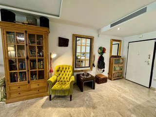 Piso en venta en Los Naranjos - Las Brisas en Marbella