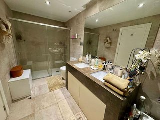 Piso en venta en Los Naranjos - Las Brisas en Marbella