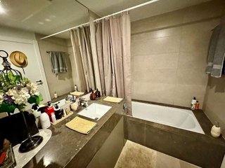 Piso en venta en Los Naranjos - Las Brisas en Marbella