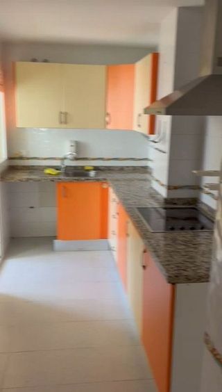 Piso en venta en Aljamar en Tomares