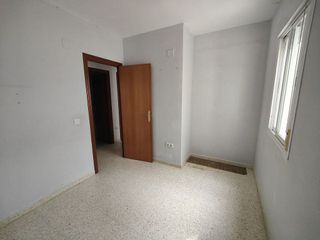 Piso en venta en Aljamar en Tomares