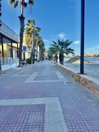 Piso en venta en Centro en Alcazares, Los