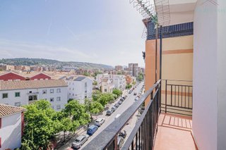 Piso en venta en Barrio de Zaidín en Granada