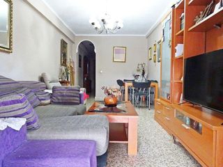 Piso en venta en La Luz - El Torcal en Málaga