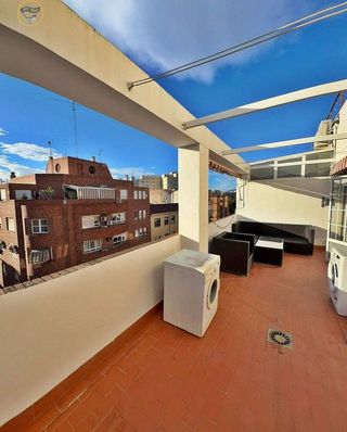 Ático en venta en Carolinas Altas en Alicante