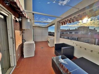 Ático en venta en Carolinas Altas en Alicante