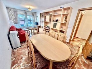 Piso en venta en Mercado en Alicante