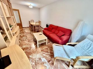 Piso en venta en Mercado en Alicante