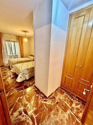 Piso en venta en Mercado en Alicante