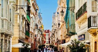 Piso en venta en Centro Histórico - Plaza España en Cádiz