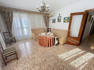Piso en venta en Lucena