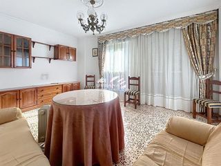 Piso en venta en Lucena