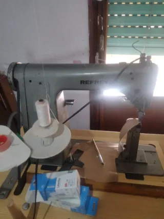 Pfaff 1193 Máquina de Coser Rebajadora