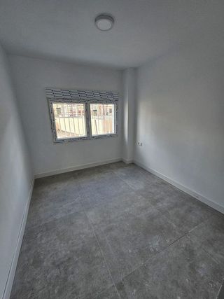 Piso en venta en Campoamor en Alicante