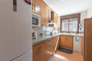 Piso en venta en Zubia (La)