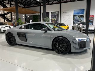 Audi R8 V10 PLUS QUATTRO 2016