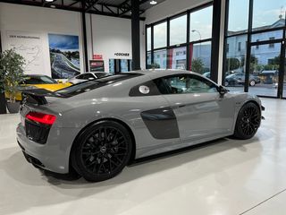 Audi R8 V10 PLUS QUATTRO 2016