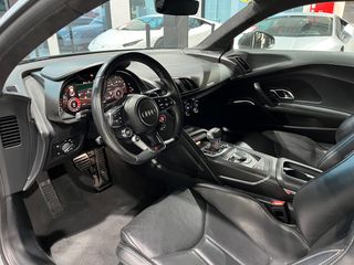 Audi R8 V10 PLUS QUATTRO 2016