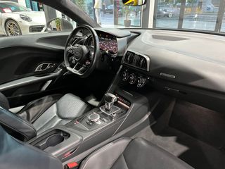 Audi R8 V10 PLUS QUATTRO 2016