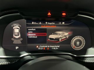 Audi R8 V10 PLUS QUATTRO 2016