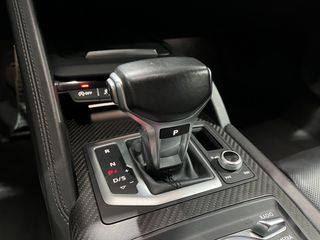 Audi R8 V10 PLUS QUATTRO 2016