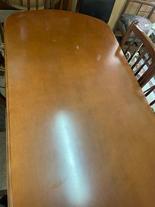 Mesa comedor y 6 sillas madera extensible.