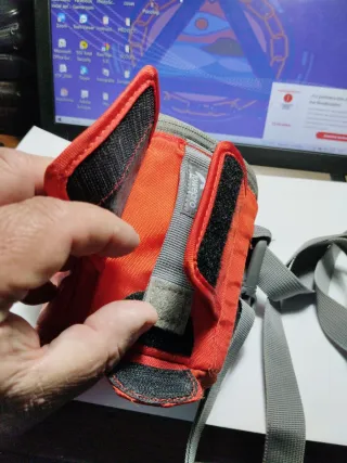 Funda cámara Lowepro roja